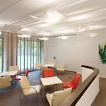 Katholische Akademie שוורטה