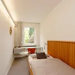 Katholische Akademie שוורטה