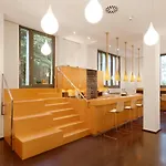 Katholische Akademie Hotel 2*