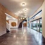 Katholische Akademie שוורטה