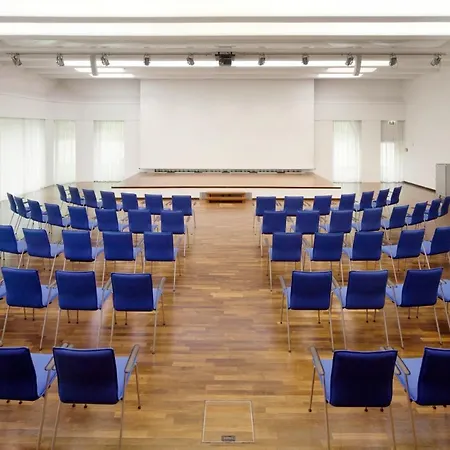 فندق Katholische Akademie شفيرته