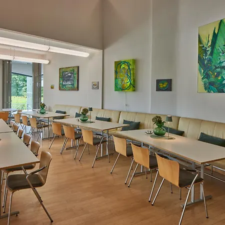Katholische Akademie 2*