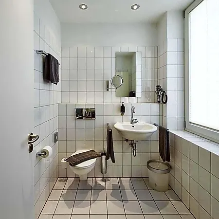 Katholische Akademie 2*