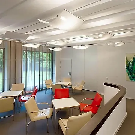 Katholische Akademie 2*
