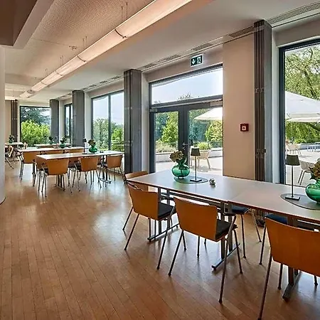 Katholische Akademie