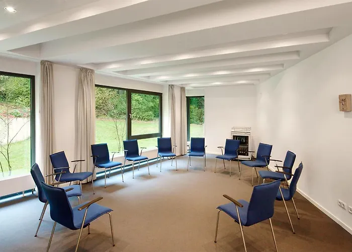 Katholische Akademie 2*