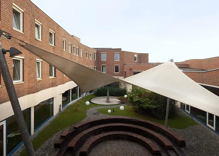 Katholische Akademie Hotell 2*