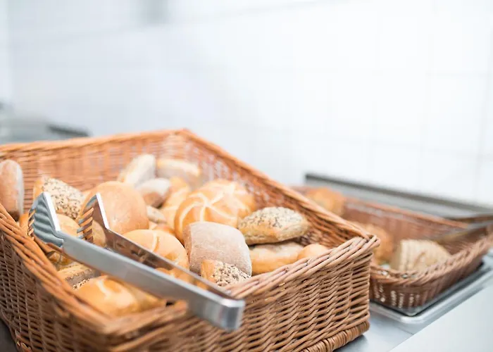 Katholische Akademie 施韦特