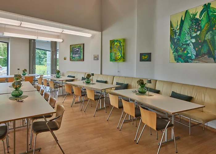 Katholische Akademie 2*