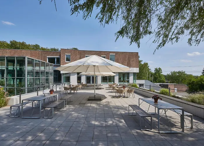 Katholische Akademie Hotell 2*