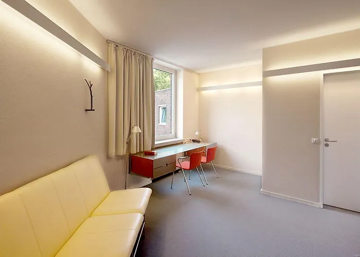 Katholische Akademie 2* Schwerte