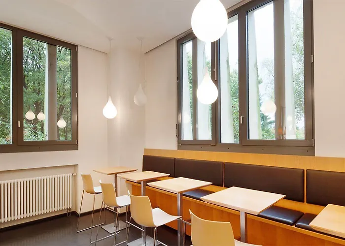 酒店 Katholische Akademie 2*